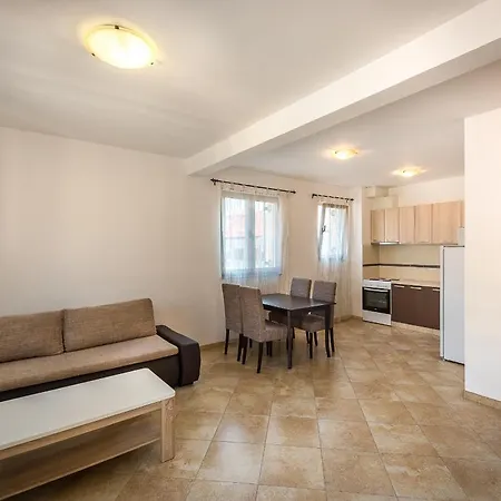 Lejlighed Montreal Budva